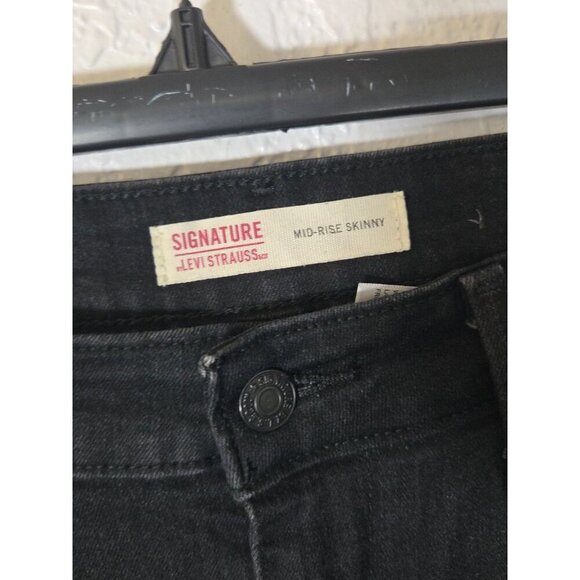 Levi’s Signature Jeans Mid-Rise Skinny Size 12 (31x28) Black - Picture 2 of 6